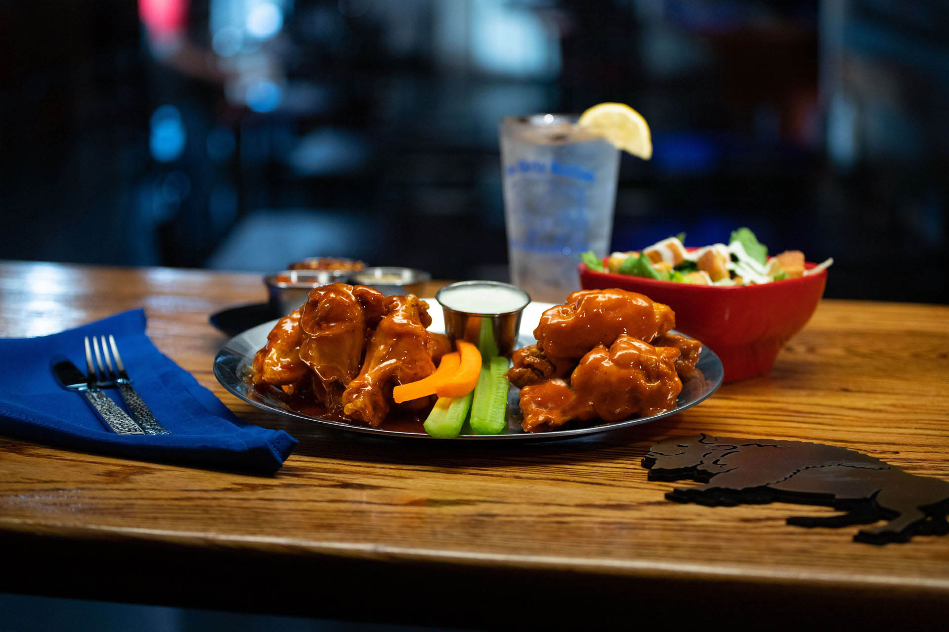 Buffalo Wild Wings vs. Wingstop: A chicken fight for wing supremacy